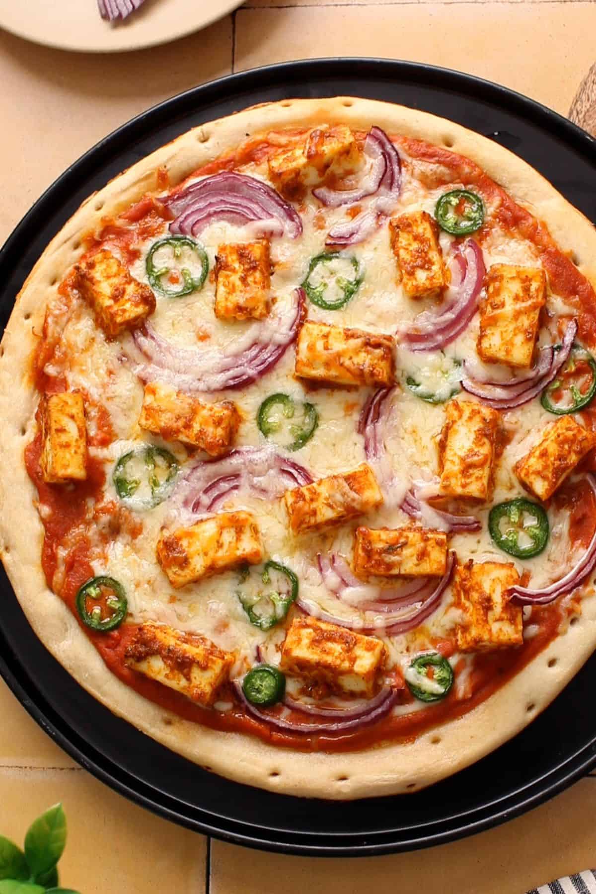 Paneer Makhni Pizza